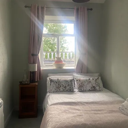 ゲストハウス 29 The Square