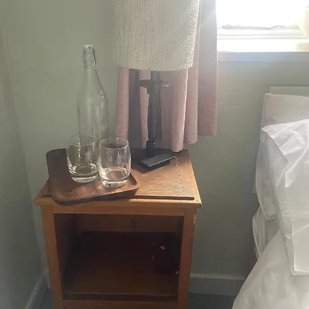 29 The Square ゲストハウス リストーウェル